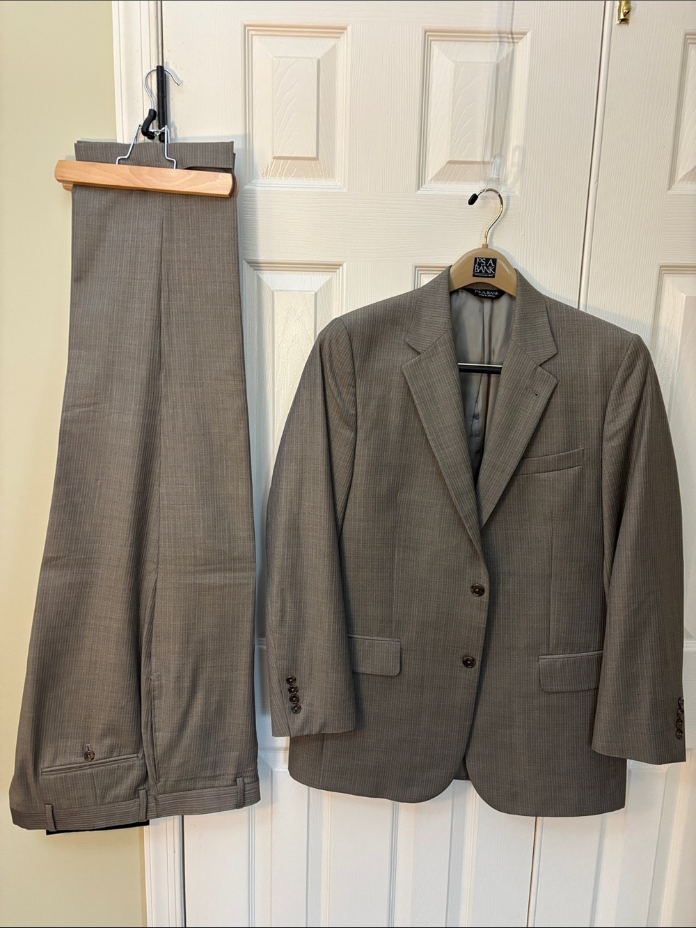Jos. A. Bank Men's Brown Gray Two-Button Suit